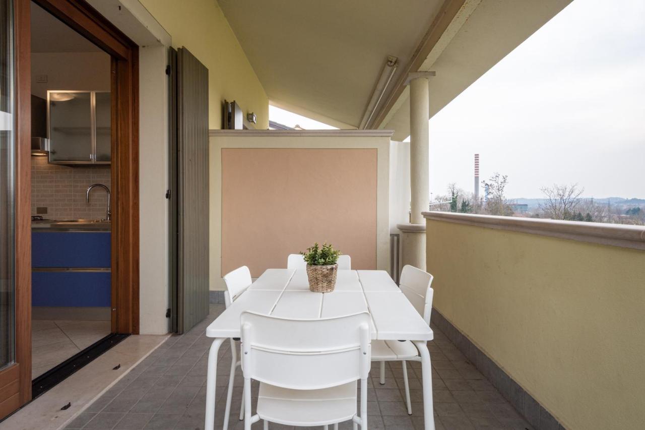 Casa Alessandro Con Piscina Lago Di Garda Salionze Exterior foto